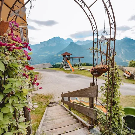 Loderbichl Alm * لوفر