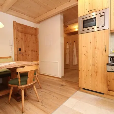 Loderbichl Alm لوفر