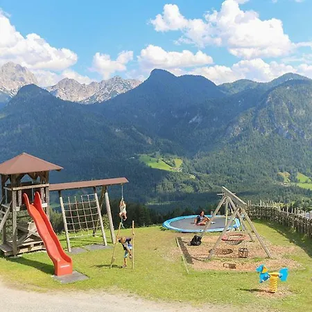 Loderbichl Alm 罗孚尔